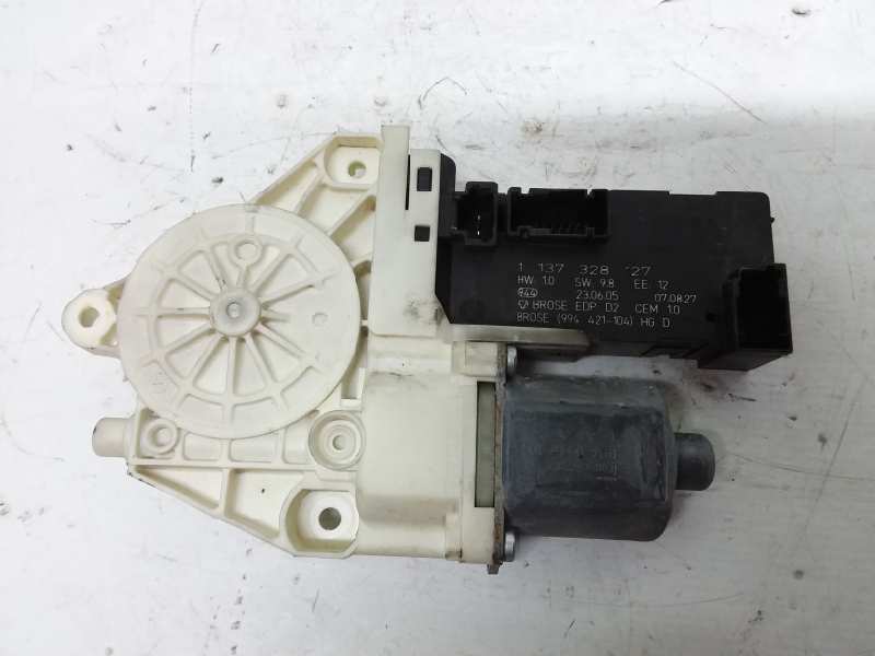 Motor do elevador de vidro dianteiro esquerdo, foto 1 de 2