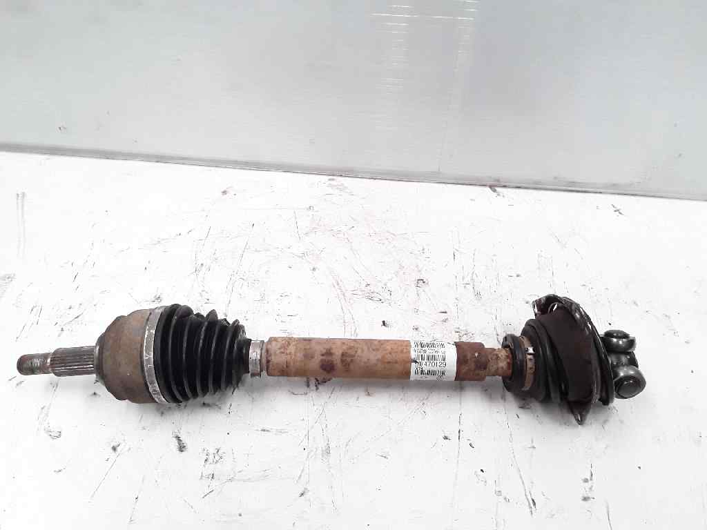 Transmision delantera izquierda