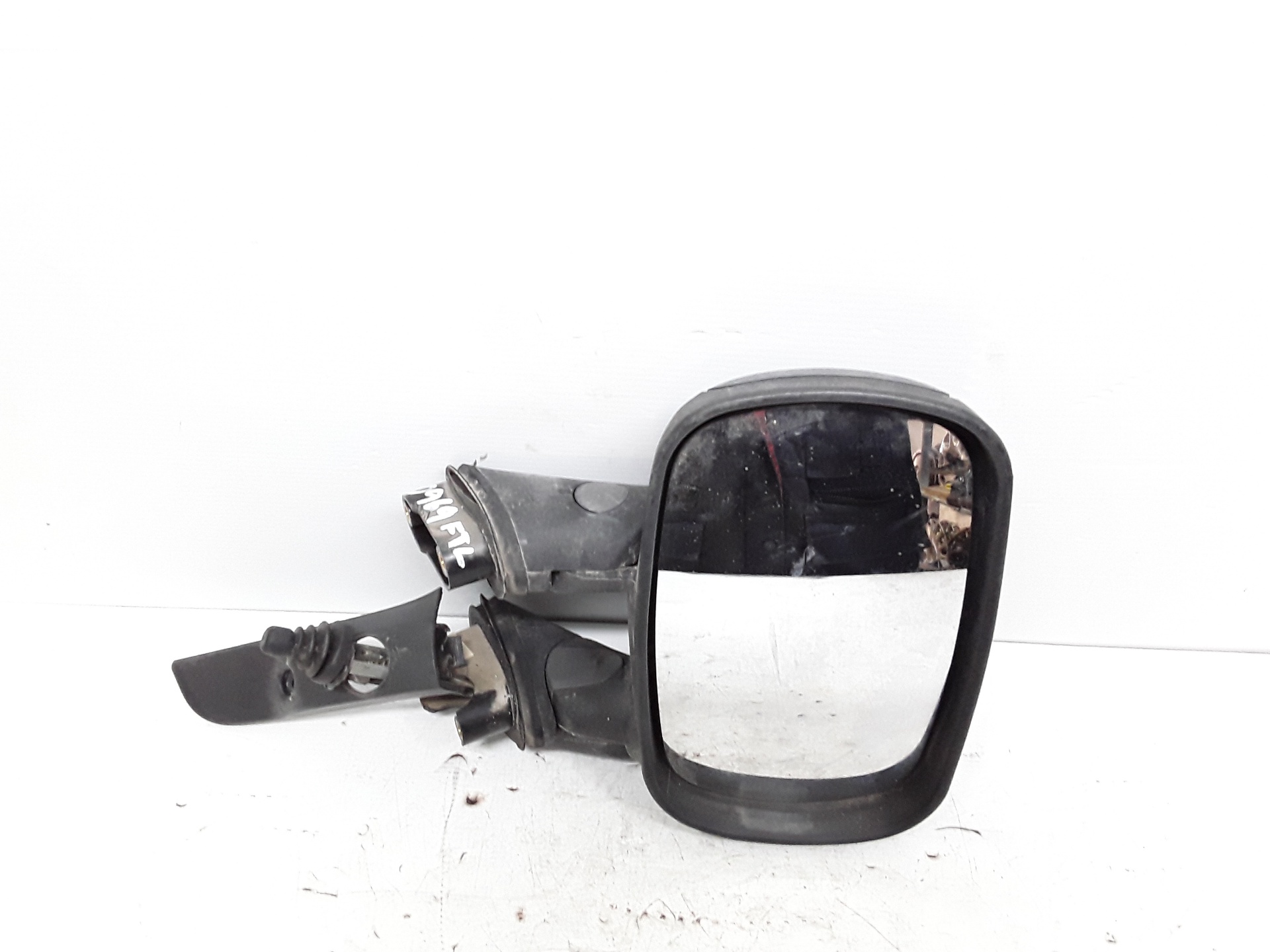 Retrovisor derecho
