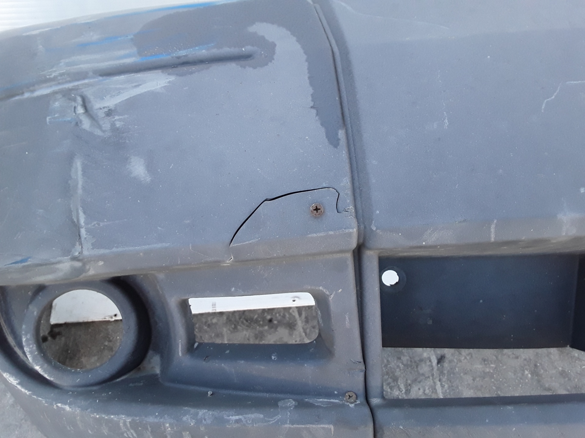 Paragolpes delantero, foto 1 de 5