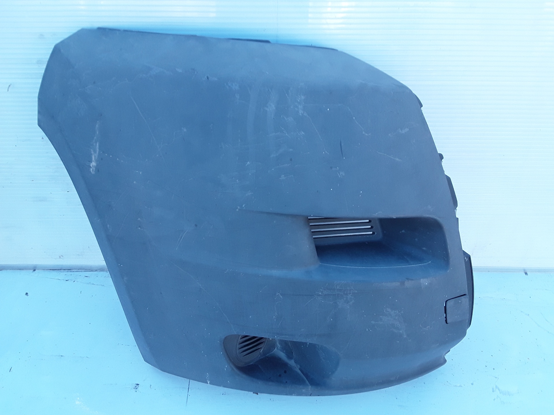 Paragolpes delantero