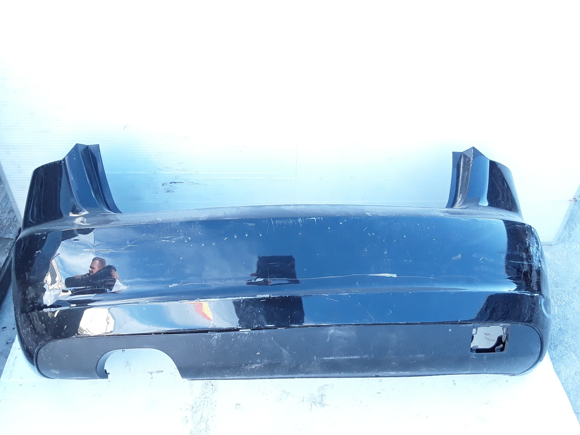 Paragolpes trasero