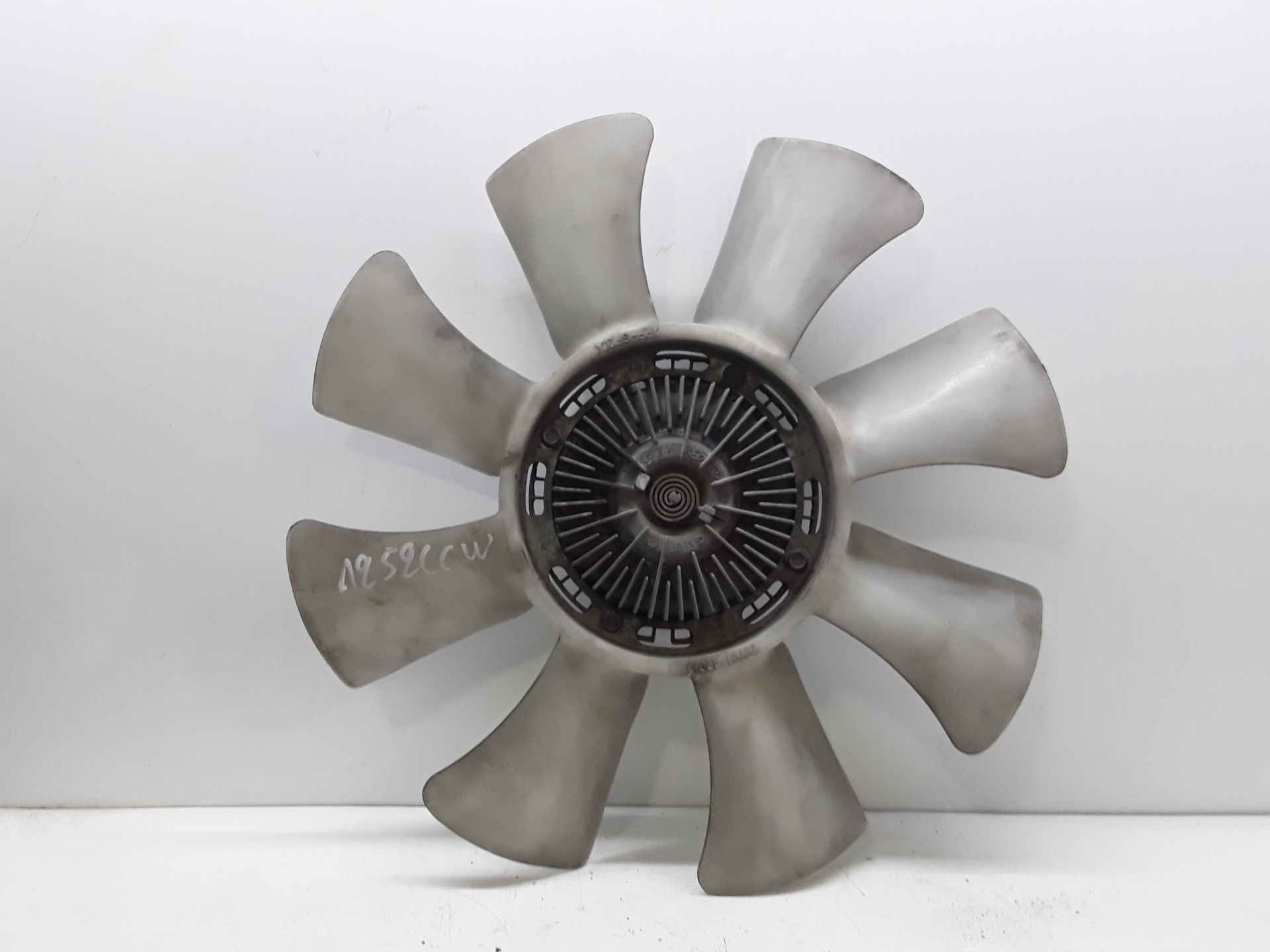 Engine viscous fan