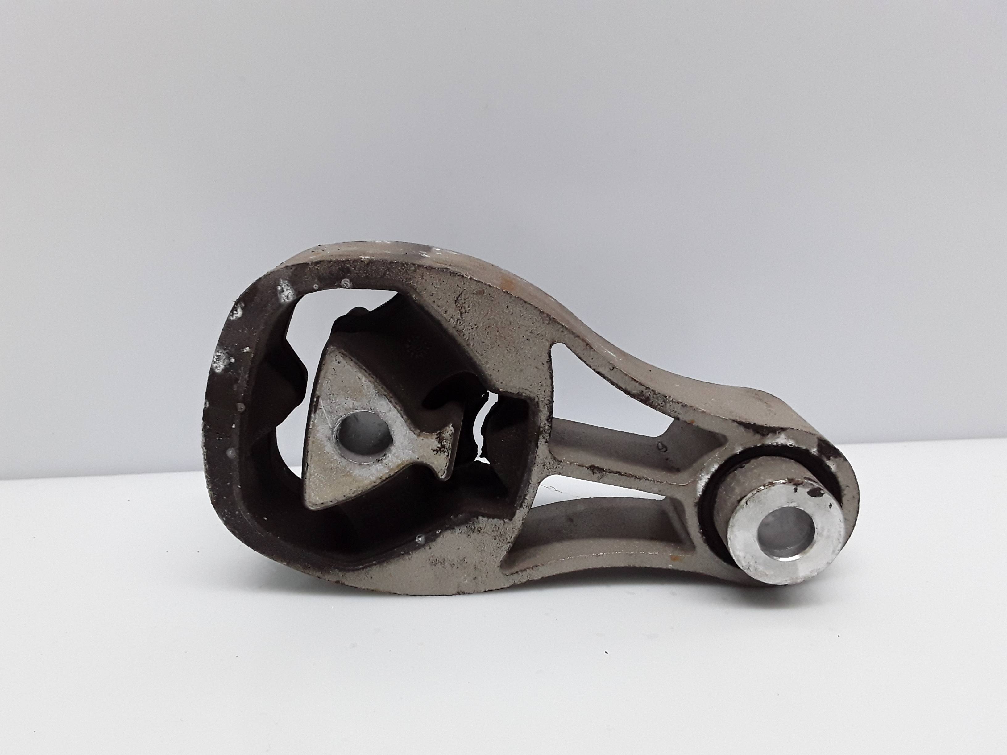 Soporte motor trasero, foto 1 de 2