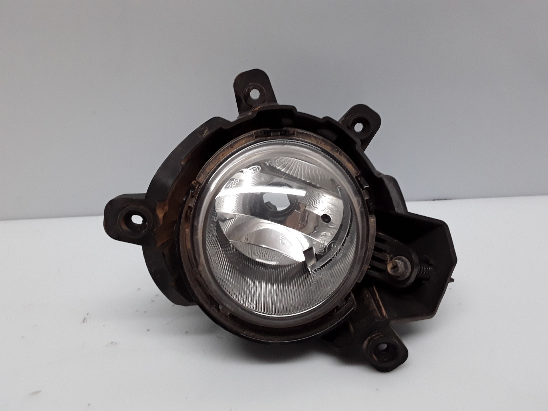 Faro antiniebla derecho