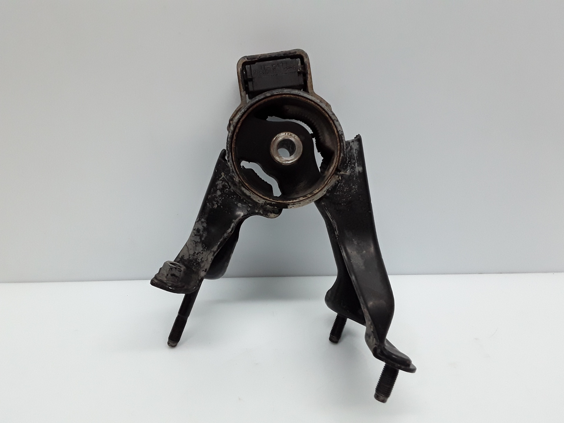 Front engine mount, photo 1 of 2