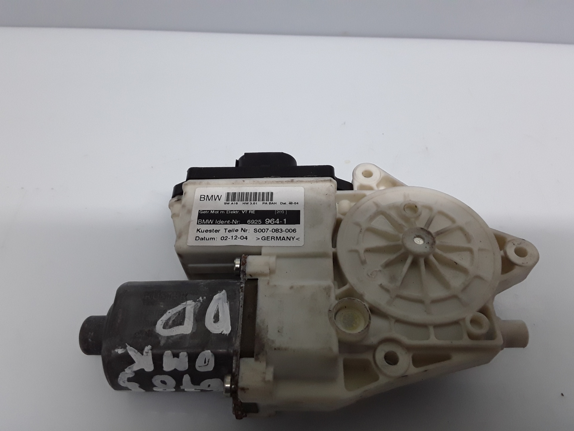 Motor elevalunas delantero derecho, foto 1 de 3