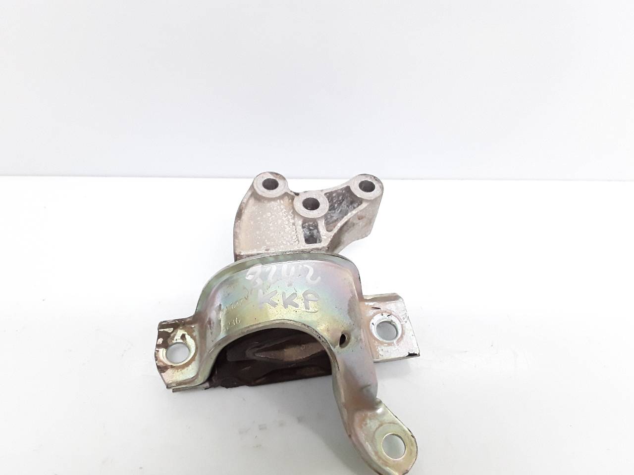 Soporte motor derecho