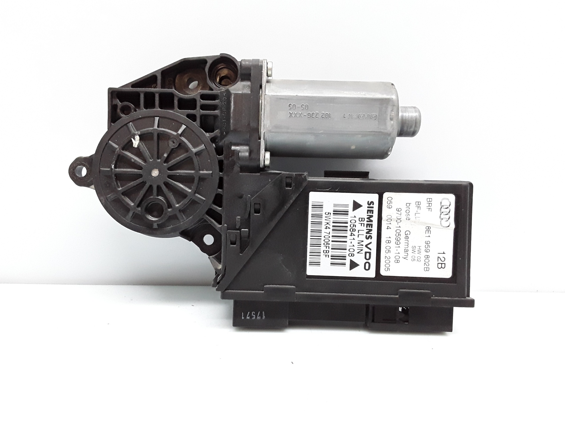Motor elevalunas delantero derecho