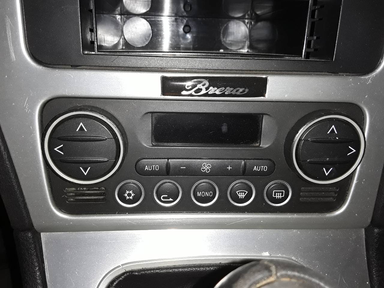 Heater / air conditioning control, photo 1 of 3