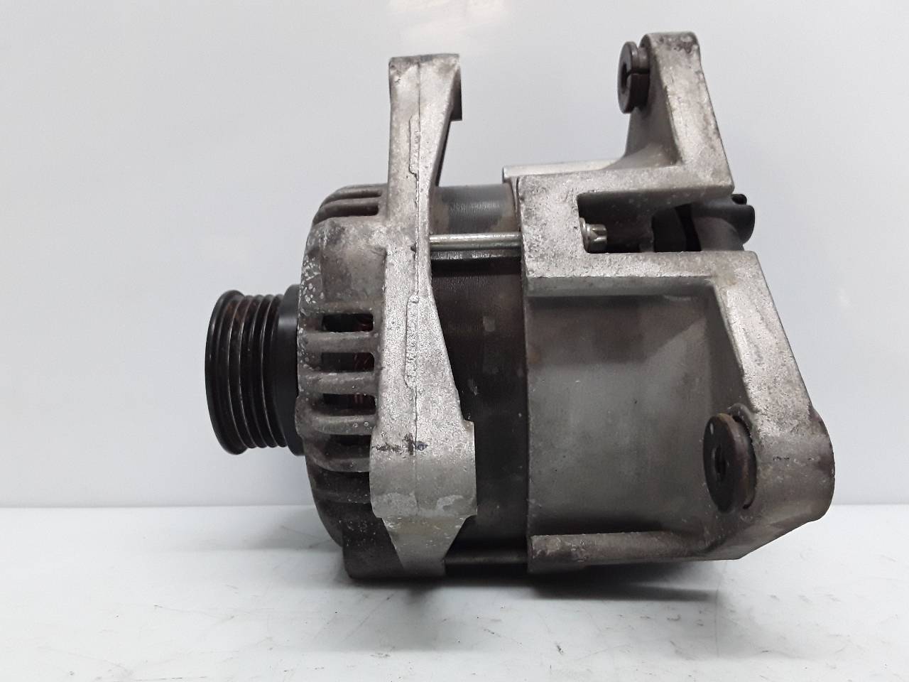 Alternador, foto 1 de 6