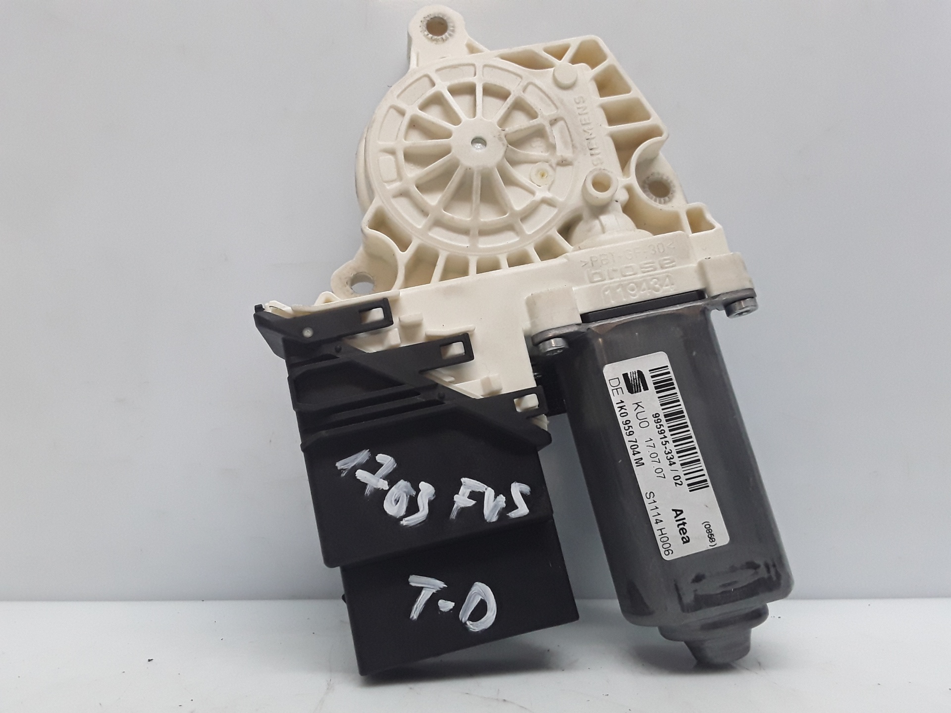 Motor elevalunas trasero derecho, foto 1 de 3