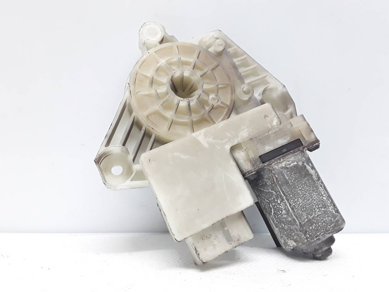 Motor elevalunas trasero derecho, foto 1 de 3