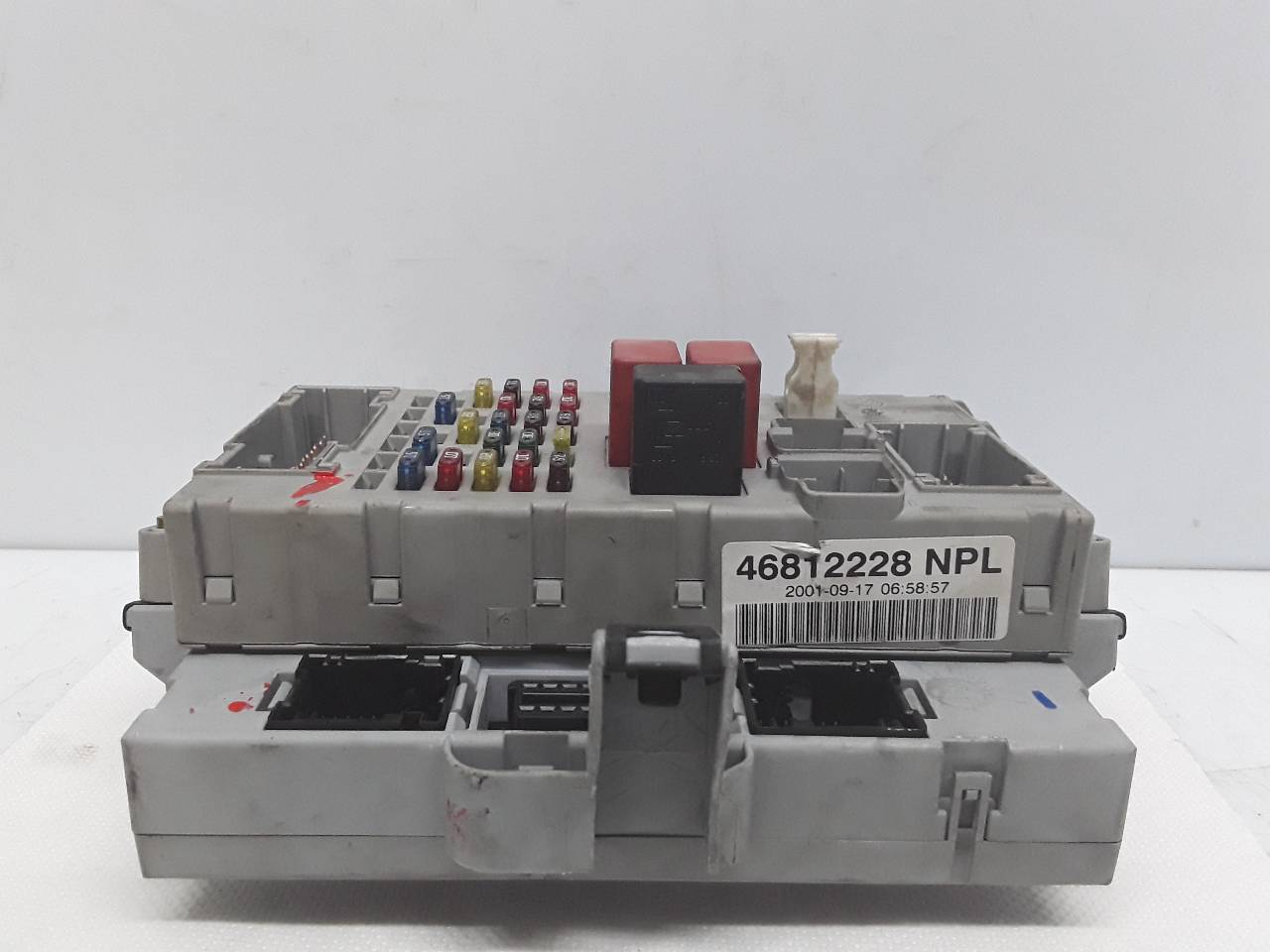 Caja reles / fusibles