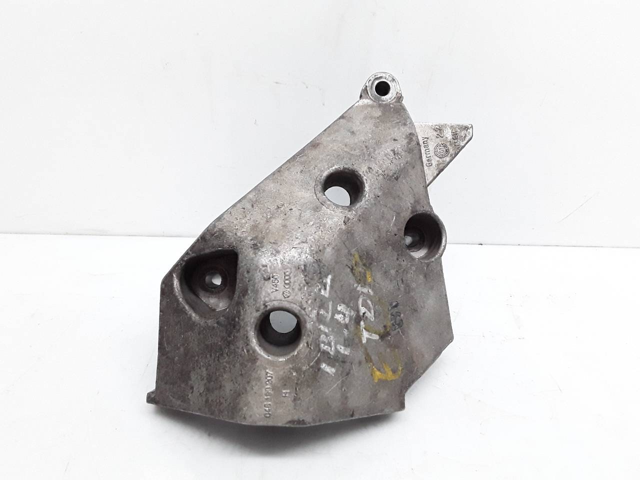 Soporte motor izquierdo