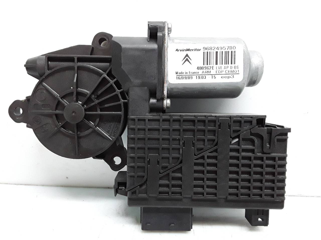 Front right window regulator motor, photo 1 of 3