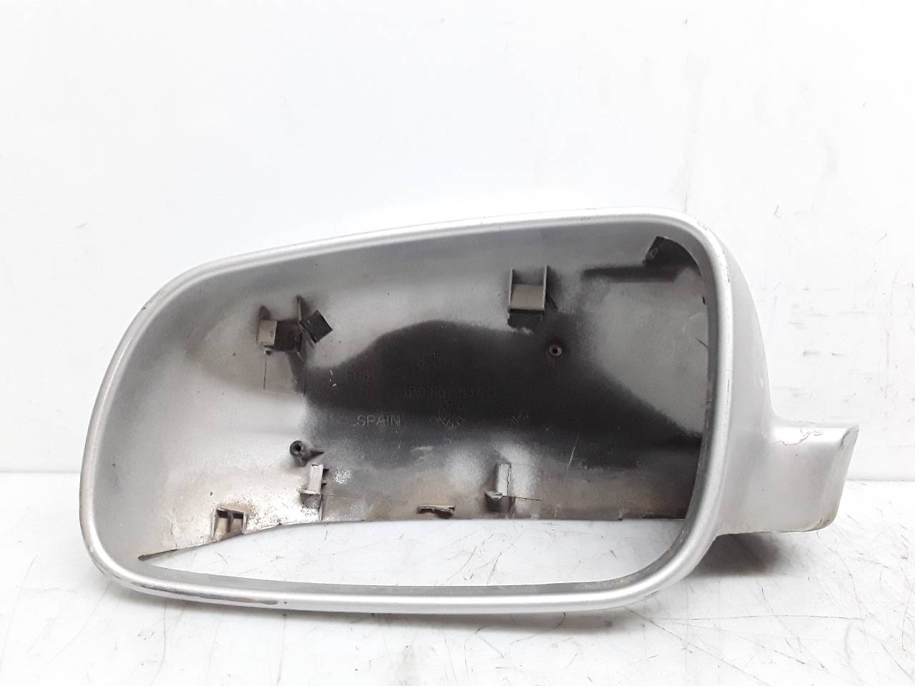 Carcasa retrovisor izquierdo