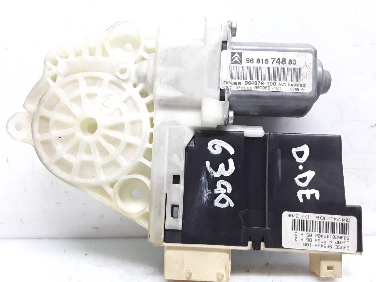 Motor elevalunas delantero derecho