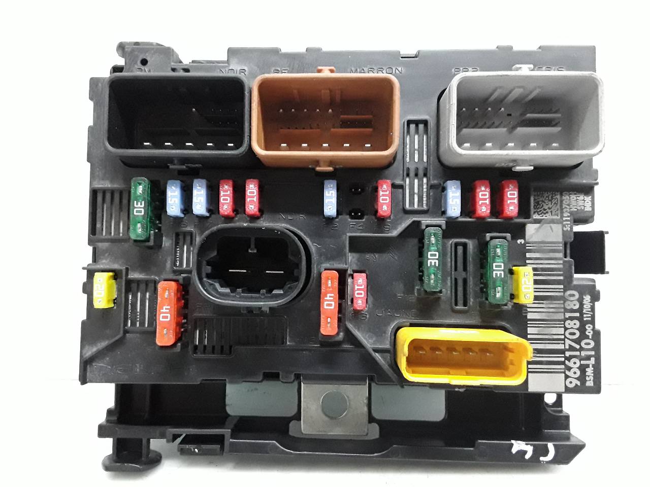 Caja reles / fusibles