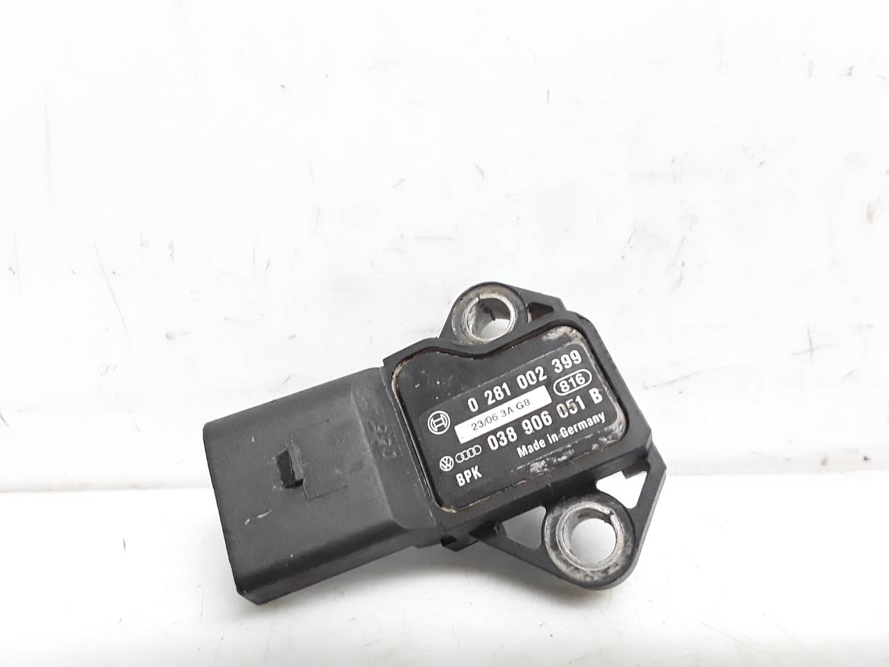 Sensor