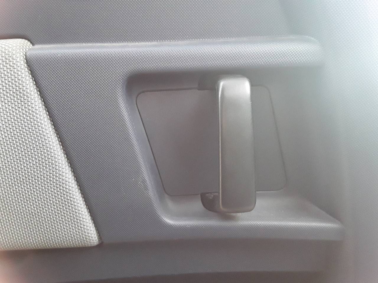Maneta interior delantera izquierda