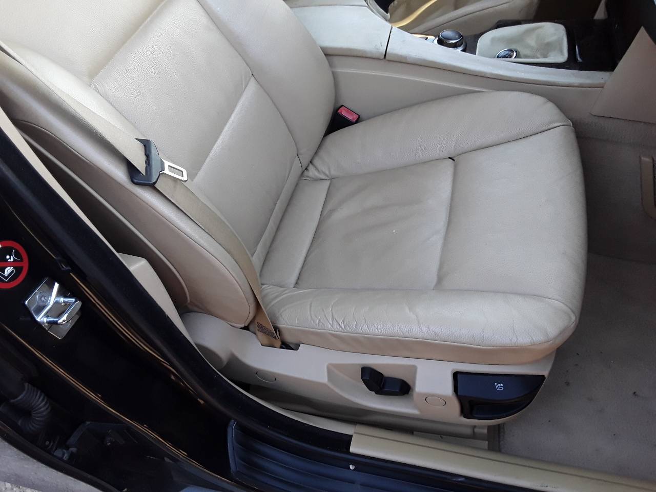 Asiento delantero derecho, foto 1 de 2