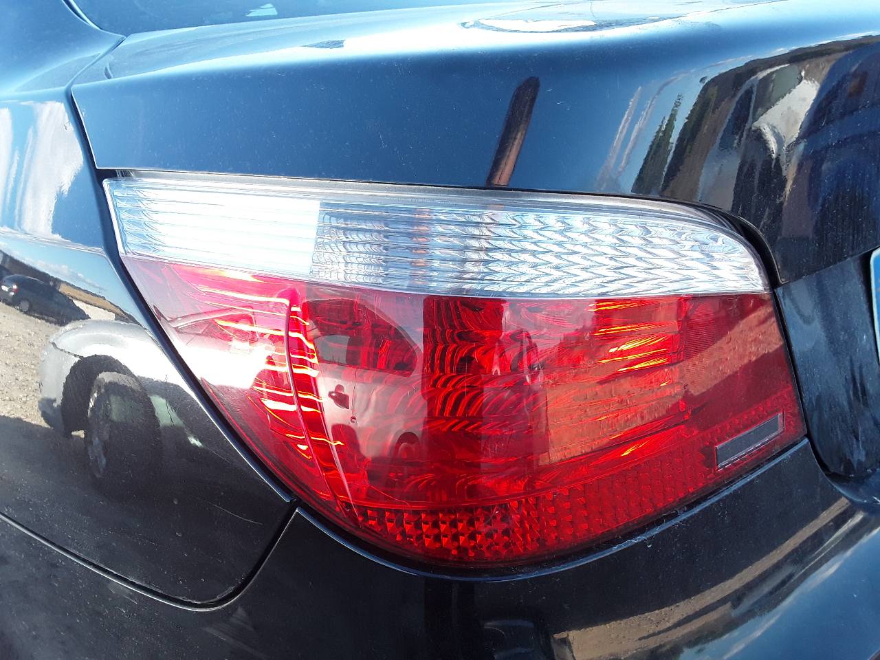 Left rear light, photo 1 of 1