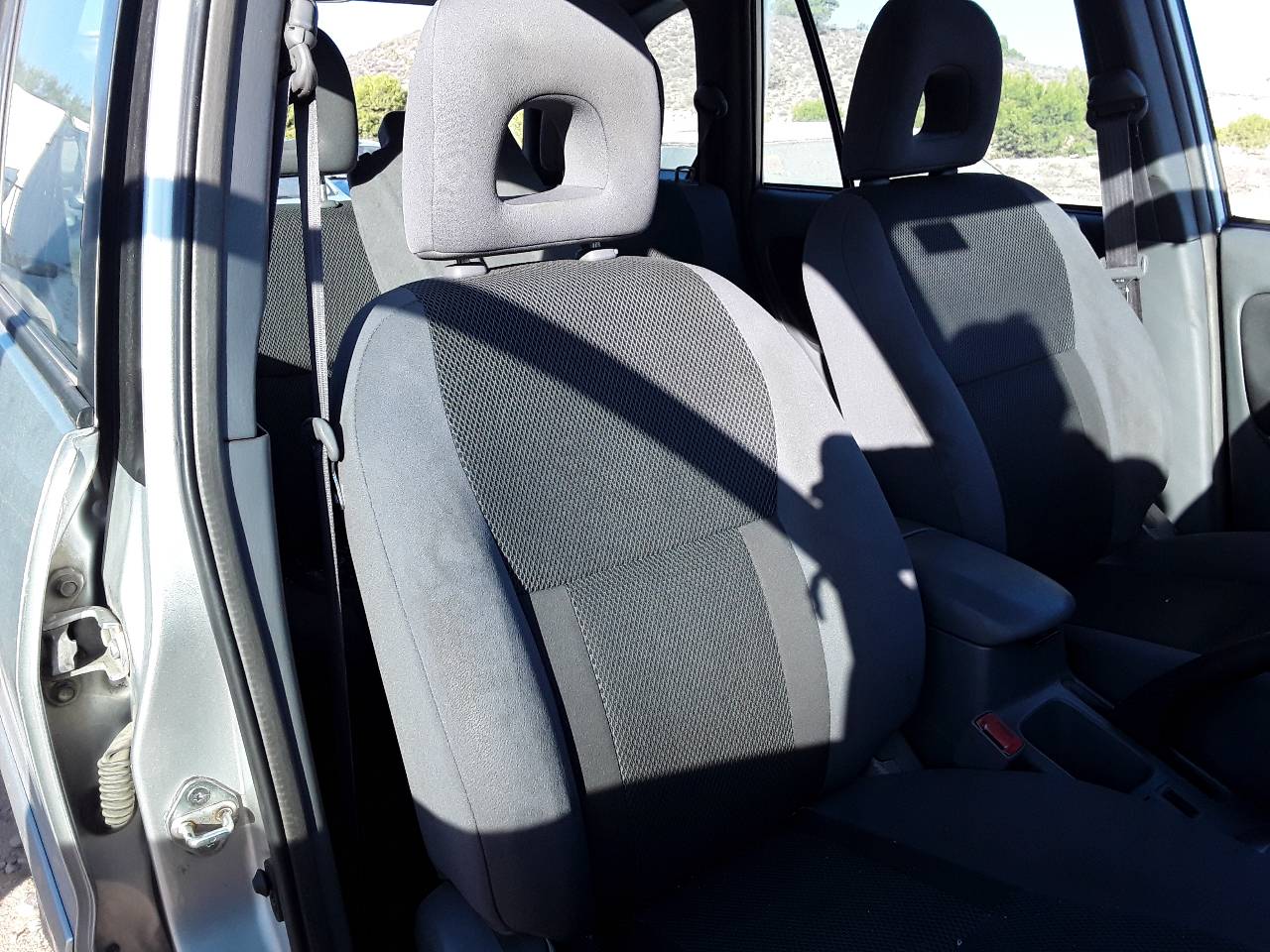 Asiento delantero derecho, foto 1 de 2
