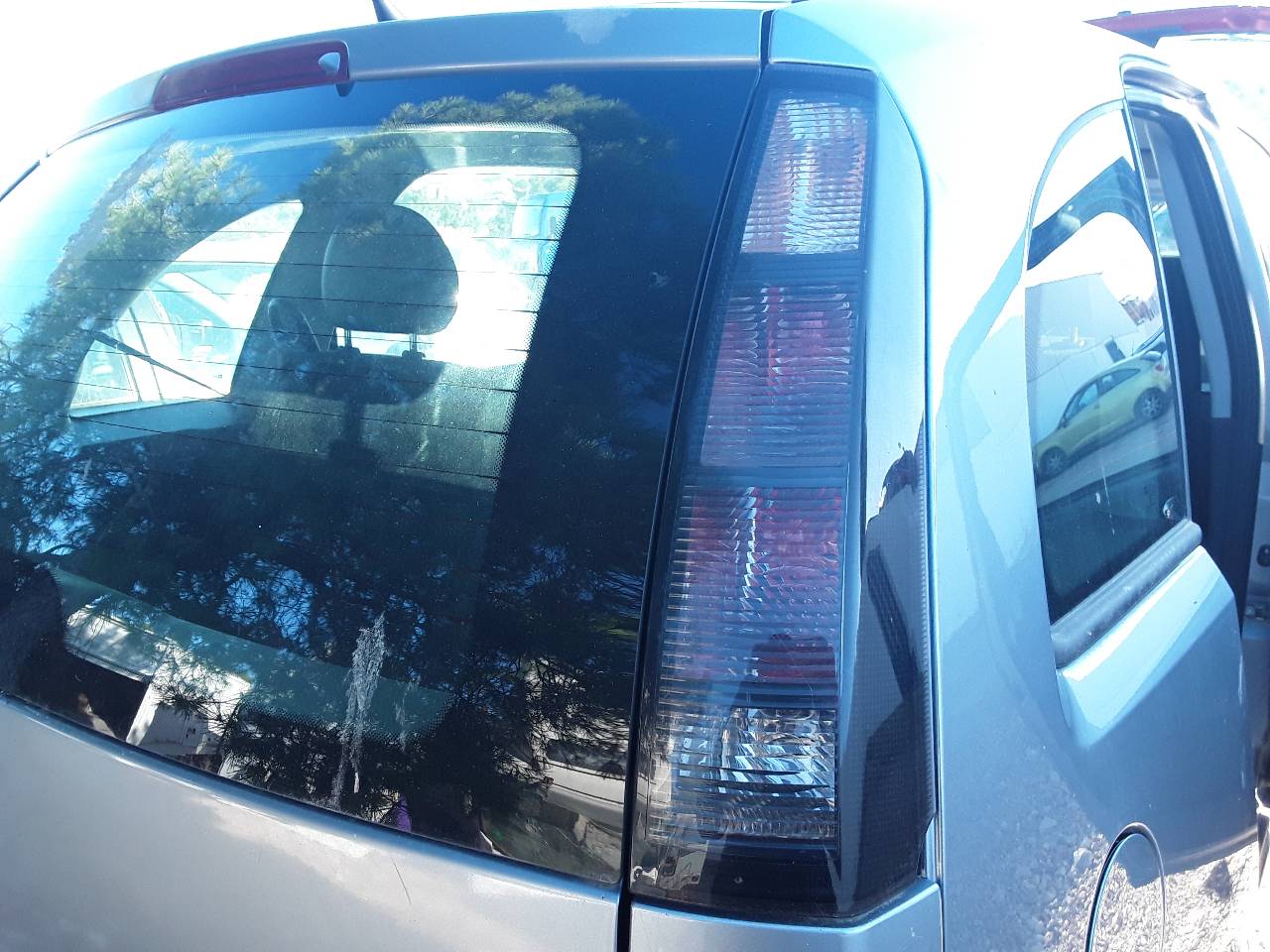 Piloto trasero derecho, foto 1 de 1