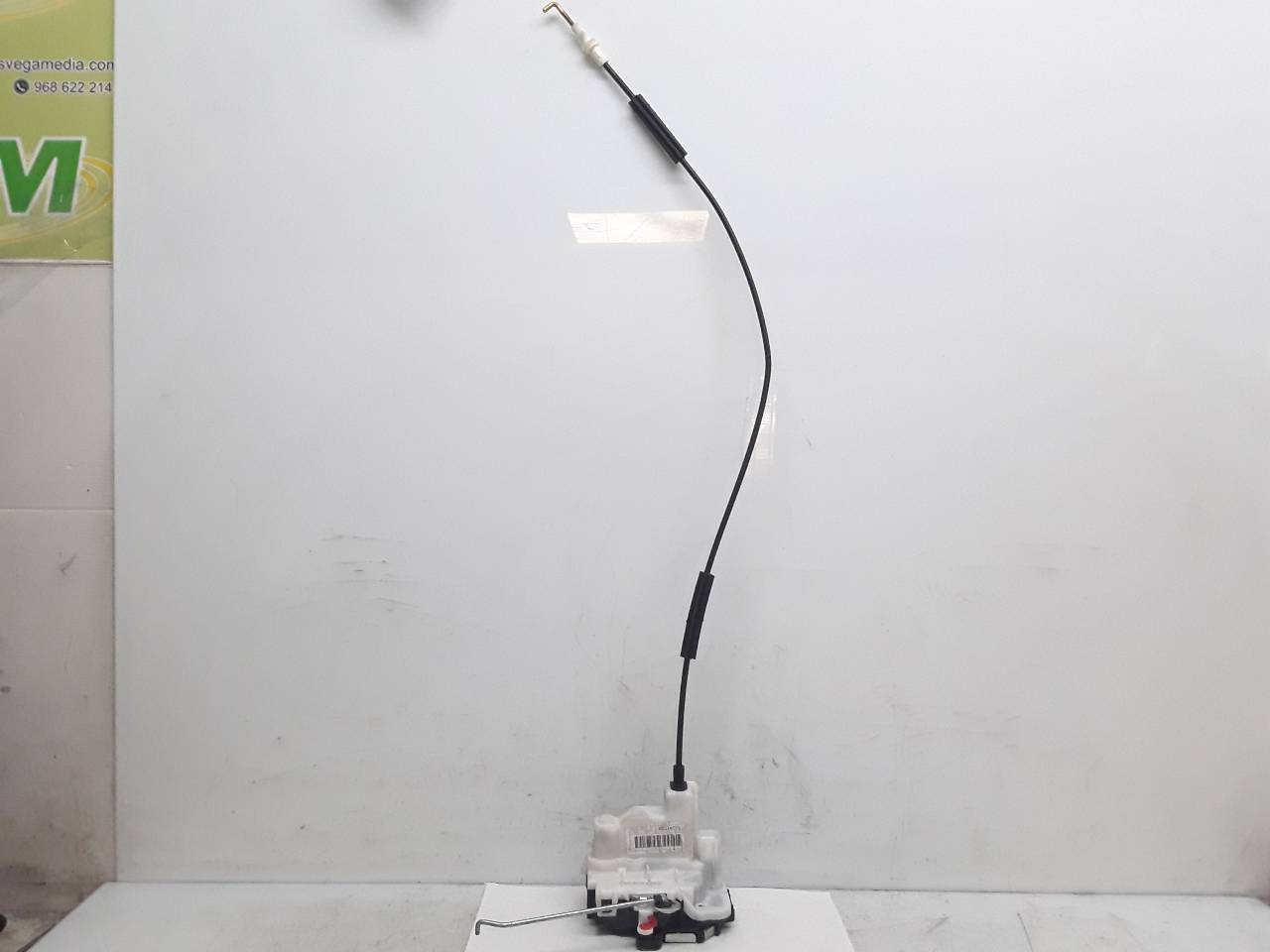 Cerradura puerta delantera izquierda