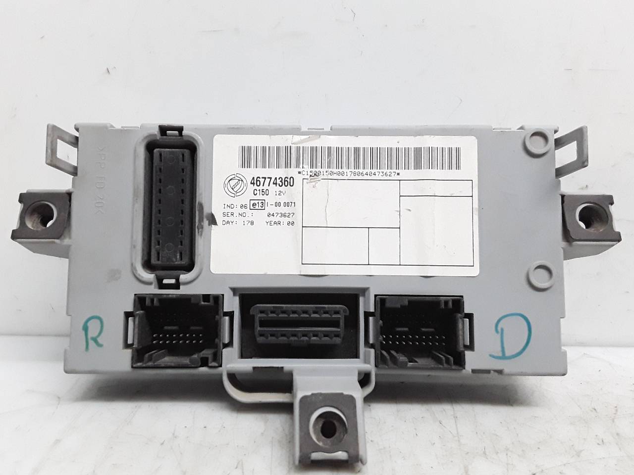 Caja reles / fusibles