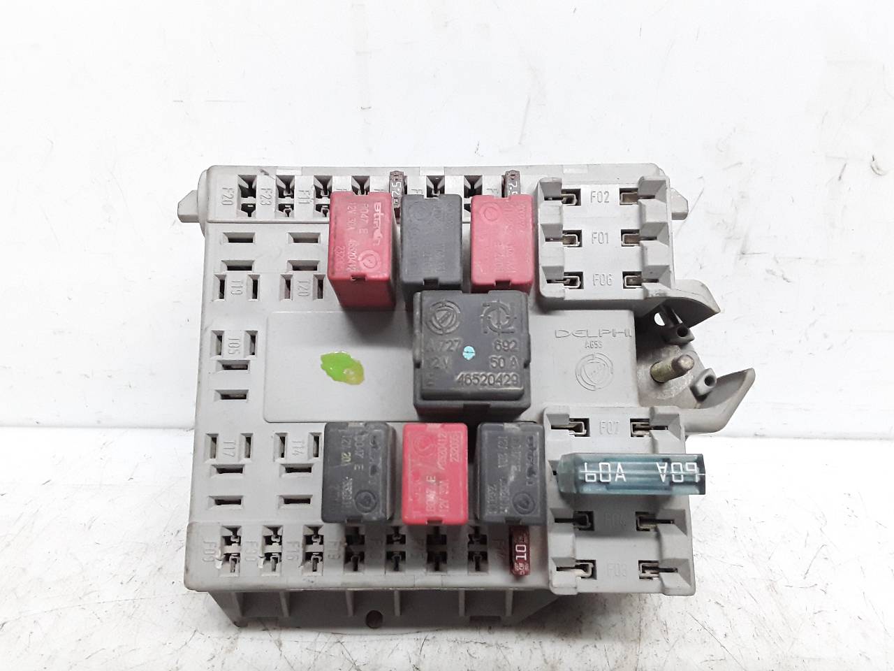 Caja reles / fusibles, foto 1 de 3