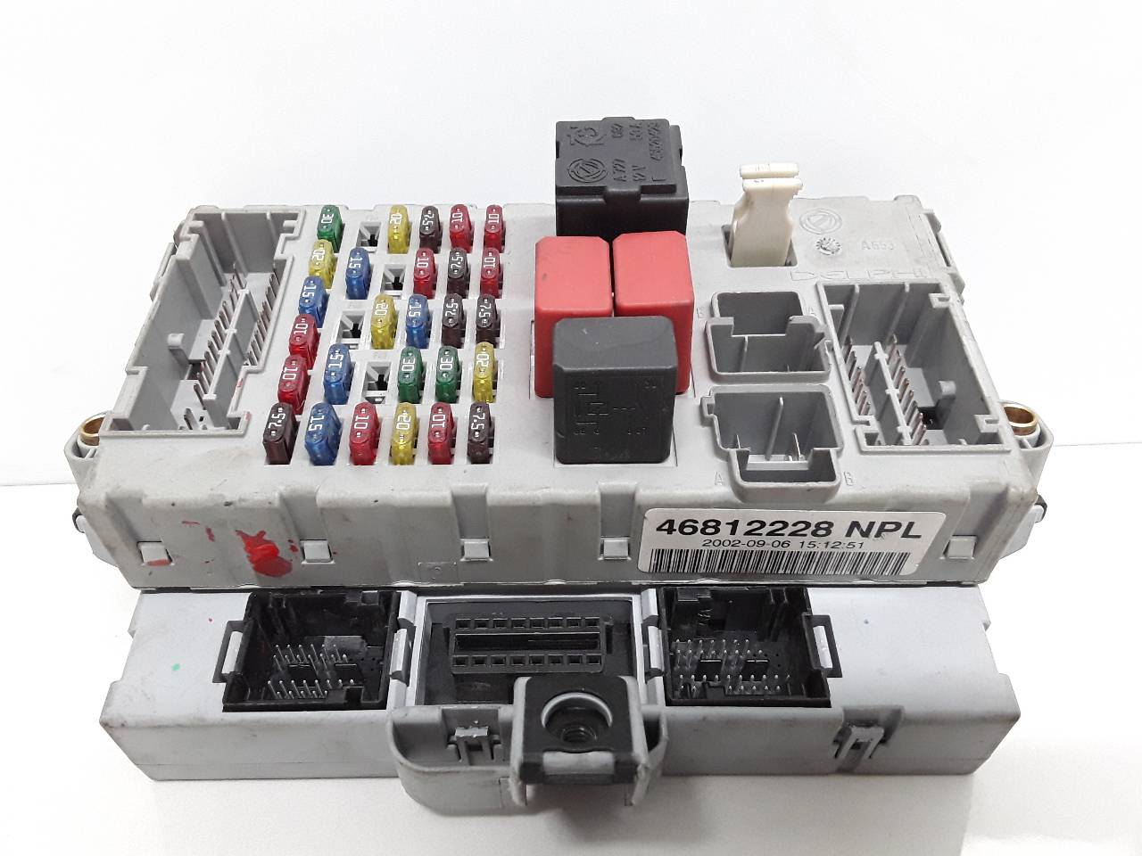 Caja reles / fusibles