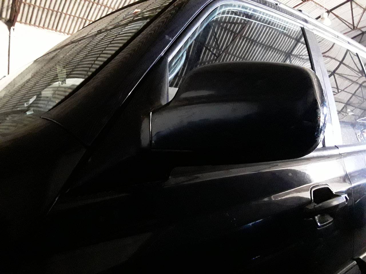 Retrovisor izquierdo