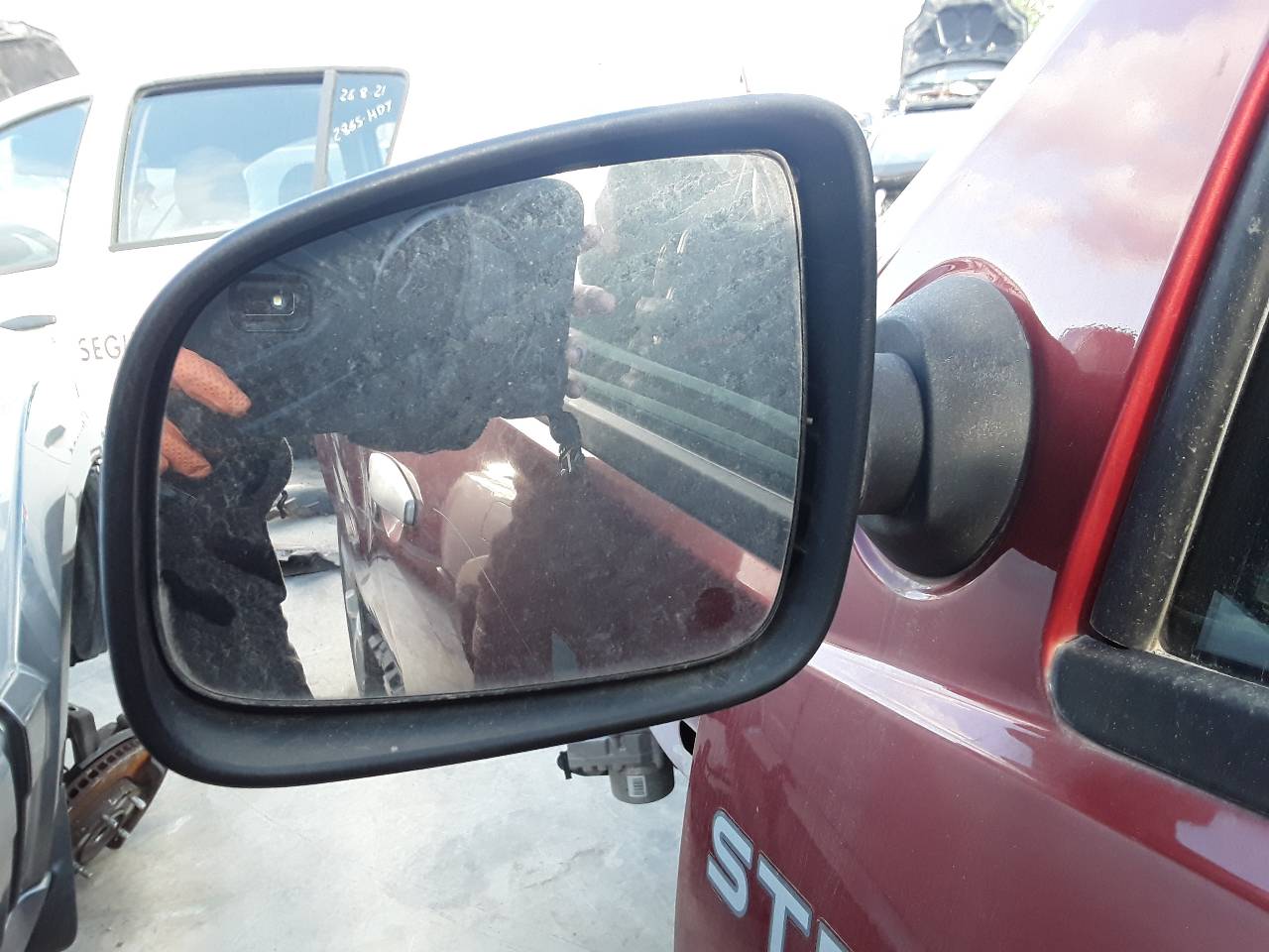 Retrovisor izquierdo