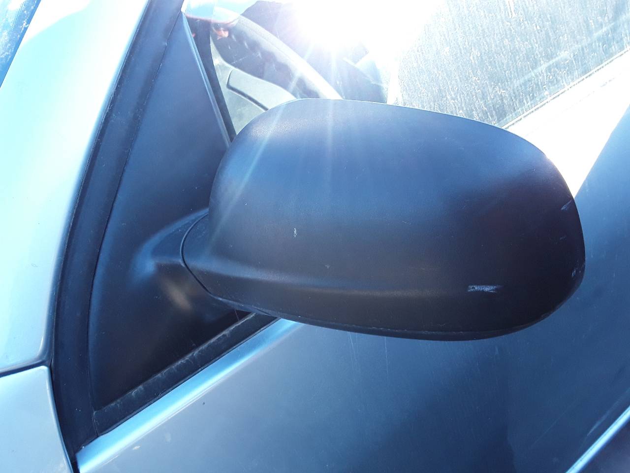 Retrovisor izquierdo