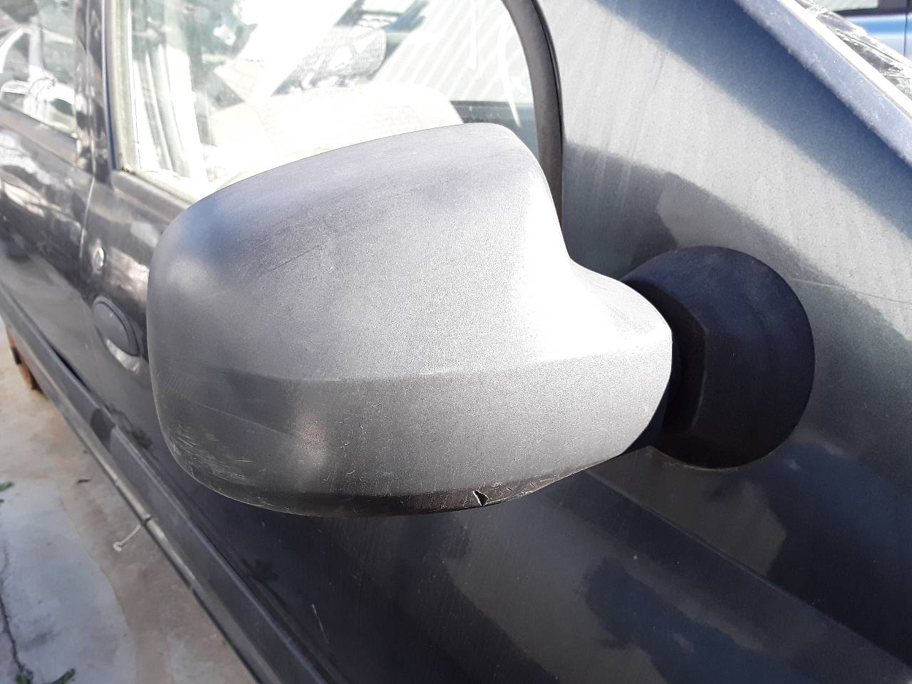 Retrovisor derecho