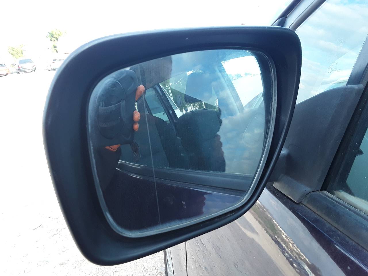 Vidro do retrovisor esquerdo, foto 1 de 1