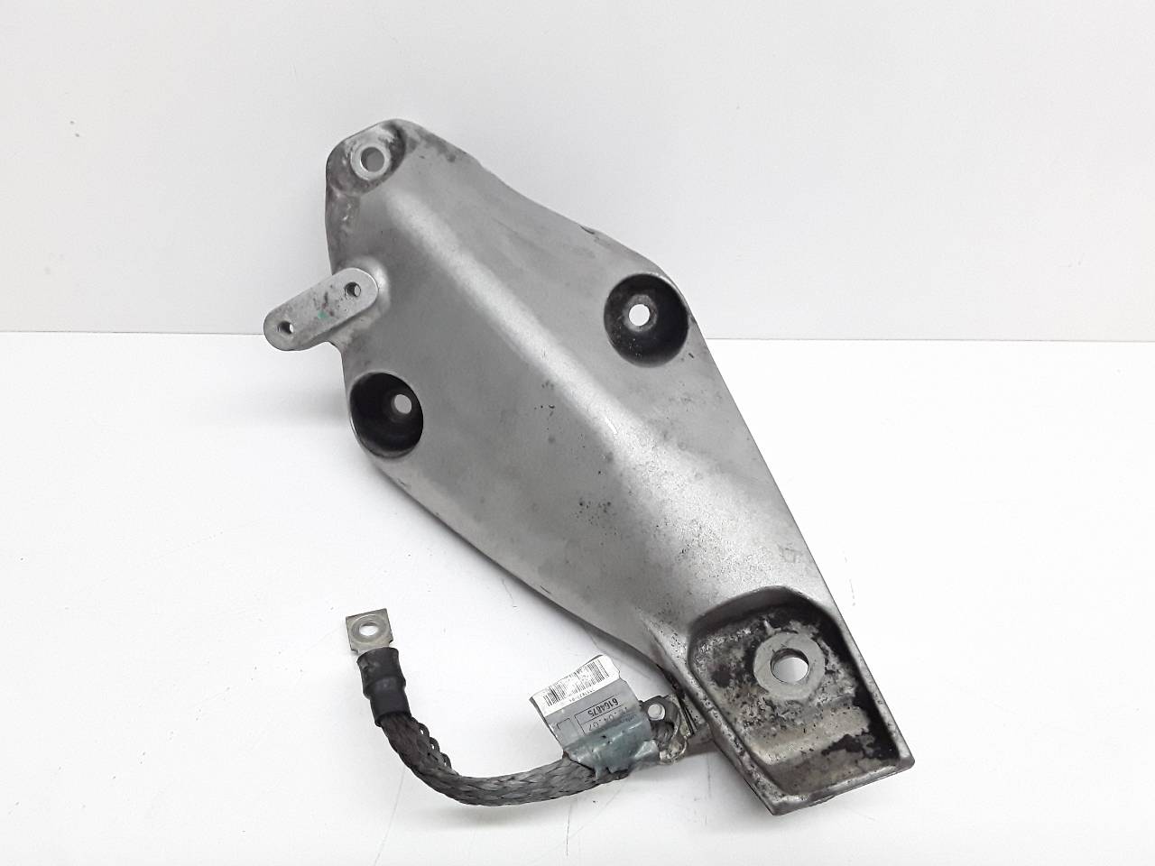 Soporte motor izquierdo