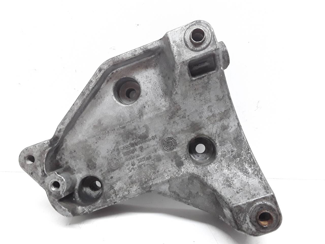 Soporte alternador