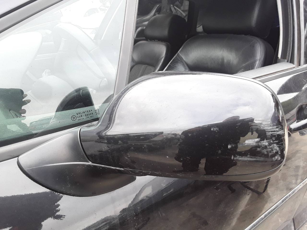 Retrovisor izquierdo