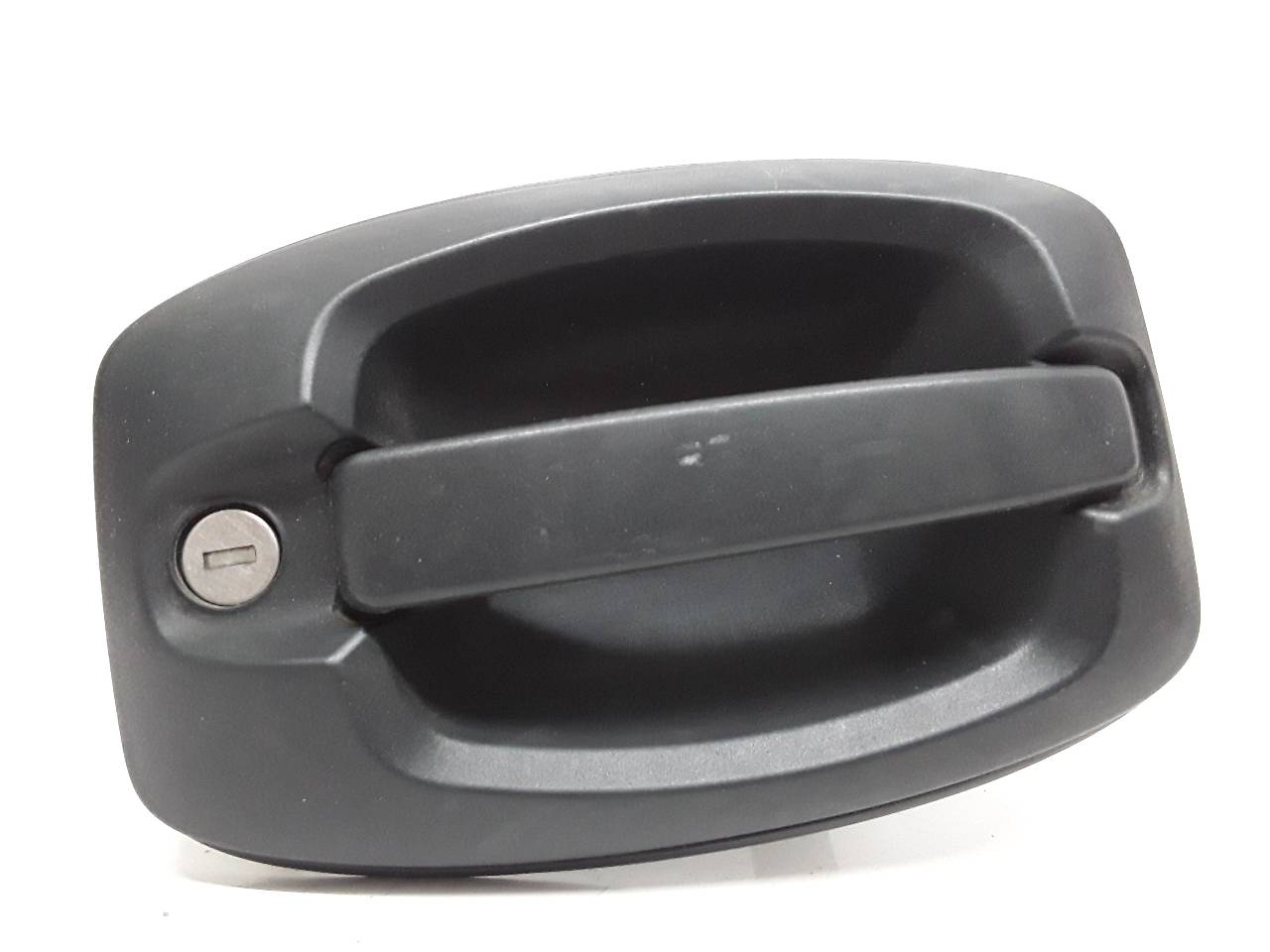 Right outer door handle, photo 1 of 2