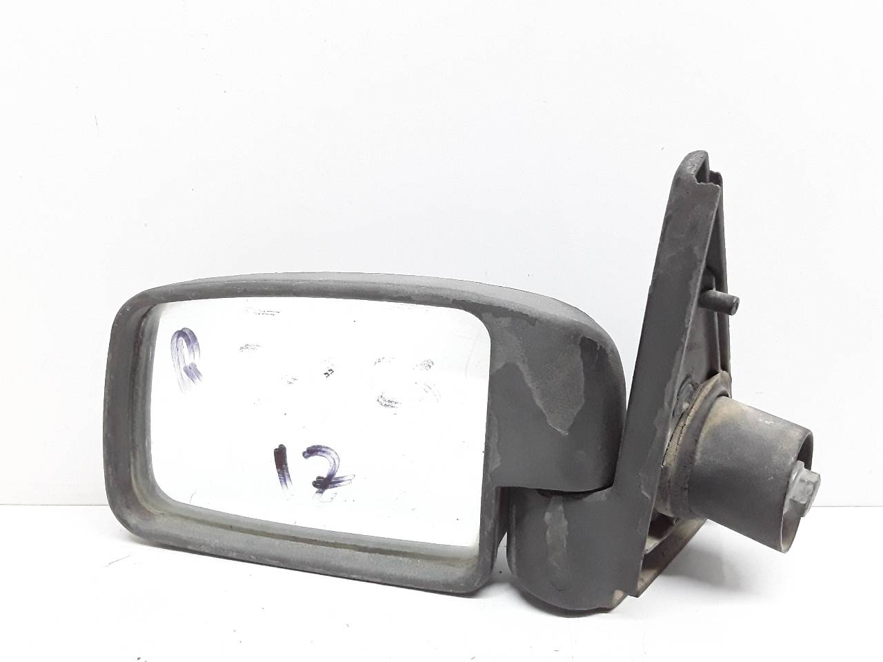 Retrovisor izquierdo