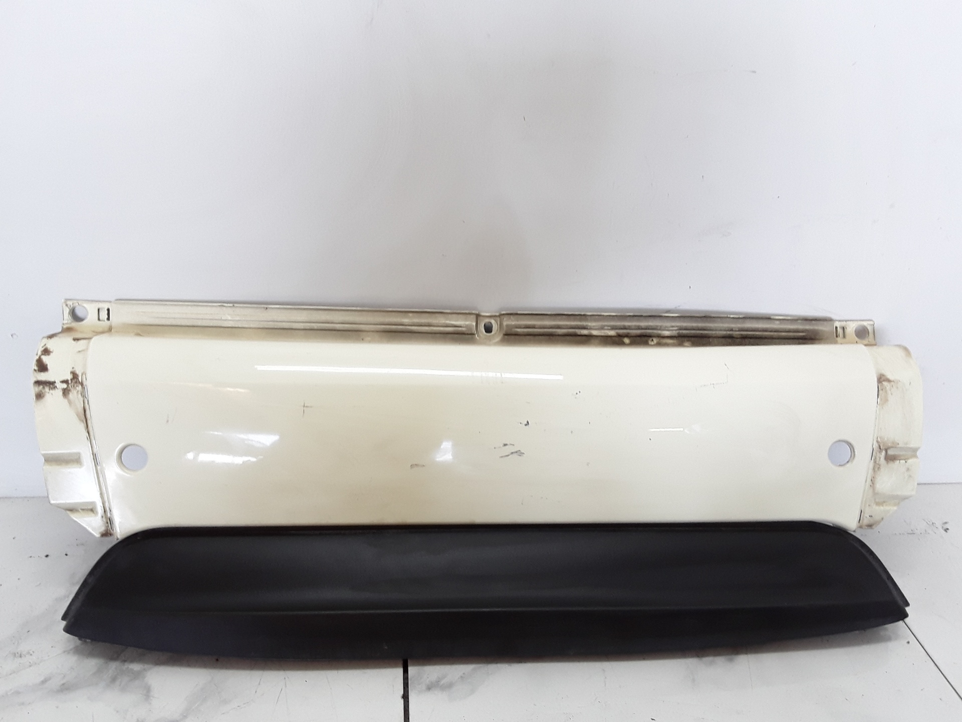 Paragolpes trasero, foto 1 de 6