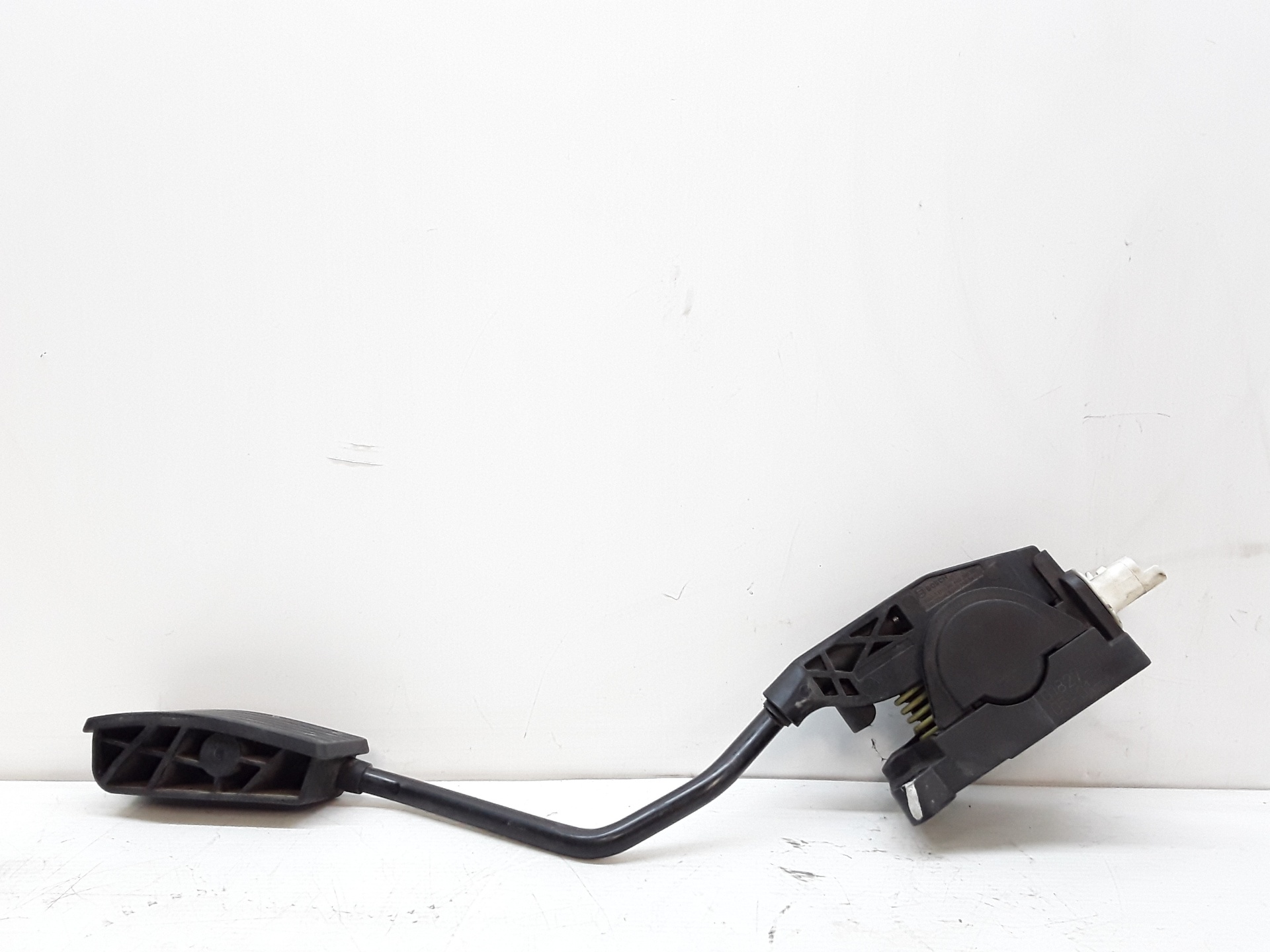 Pedal acelerador
