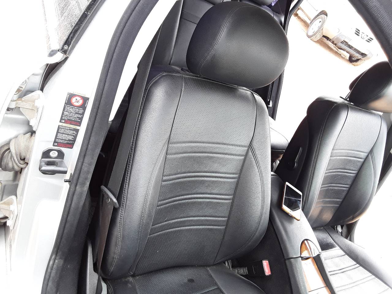 Asiento delantero derecho, foto 1 de 3