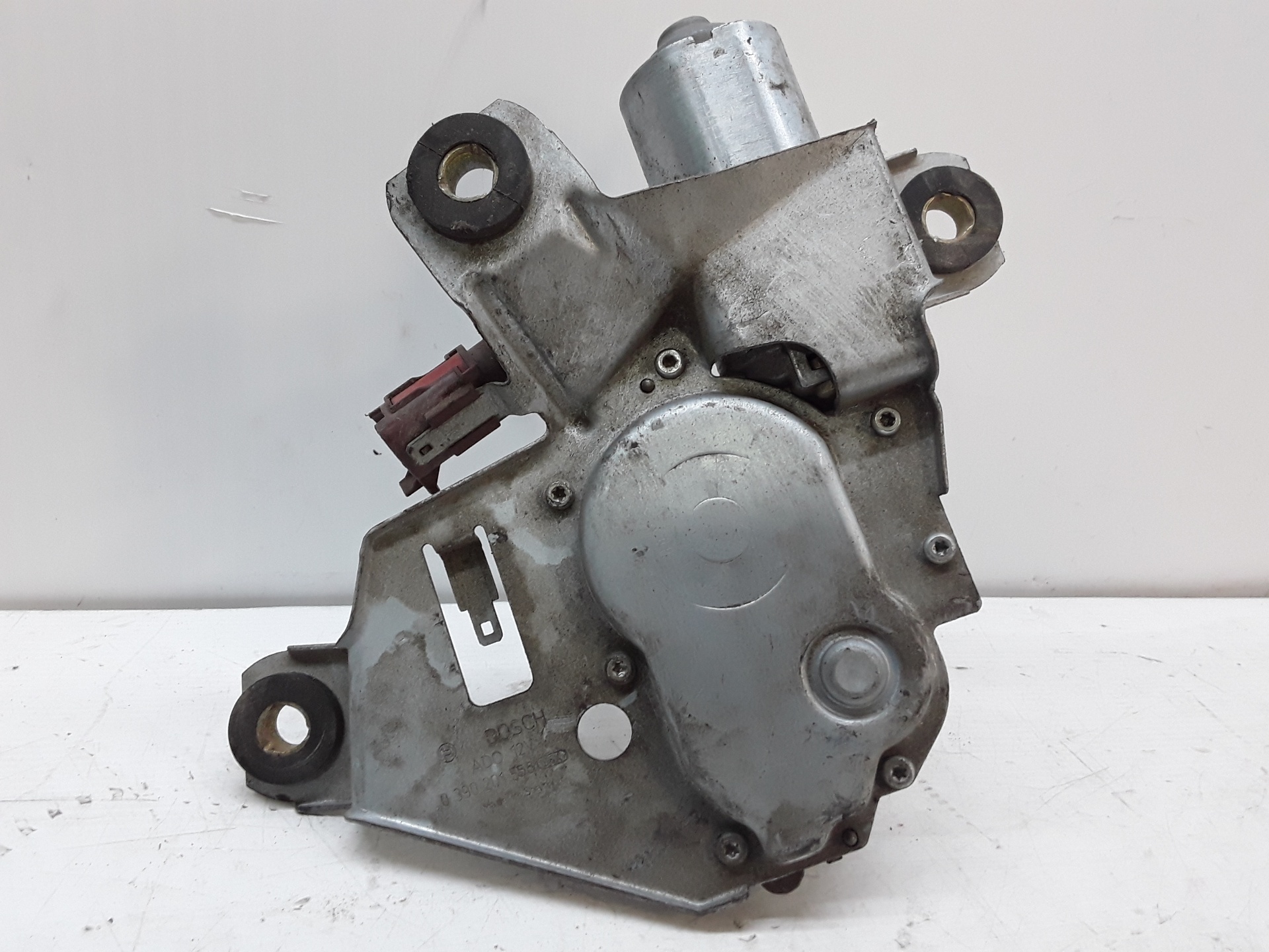 Motor limpia trasero
