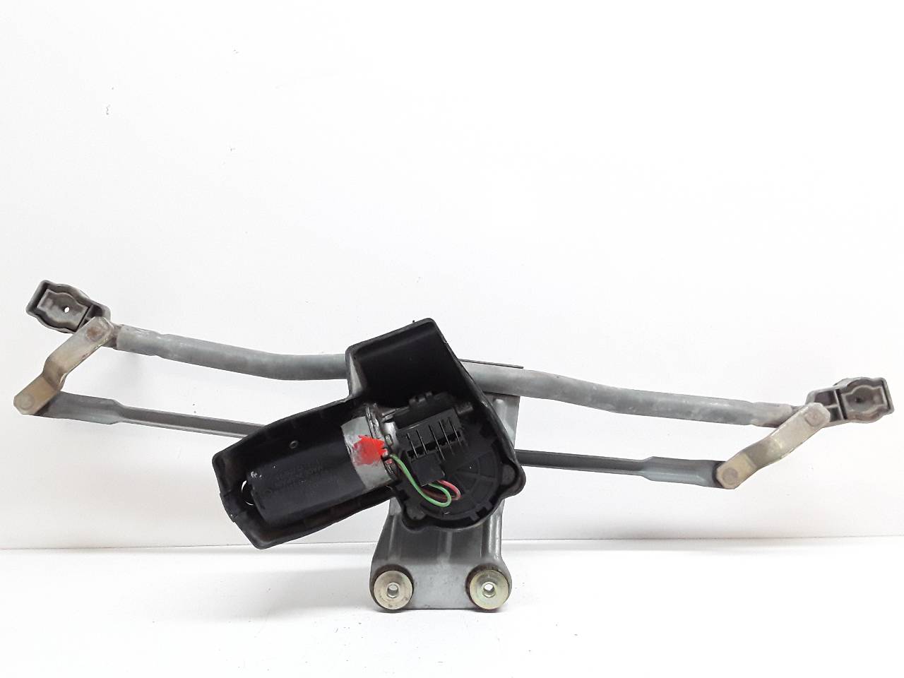 Motor limpia delantero