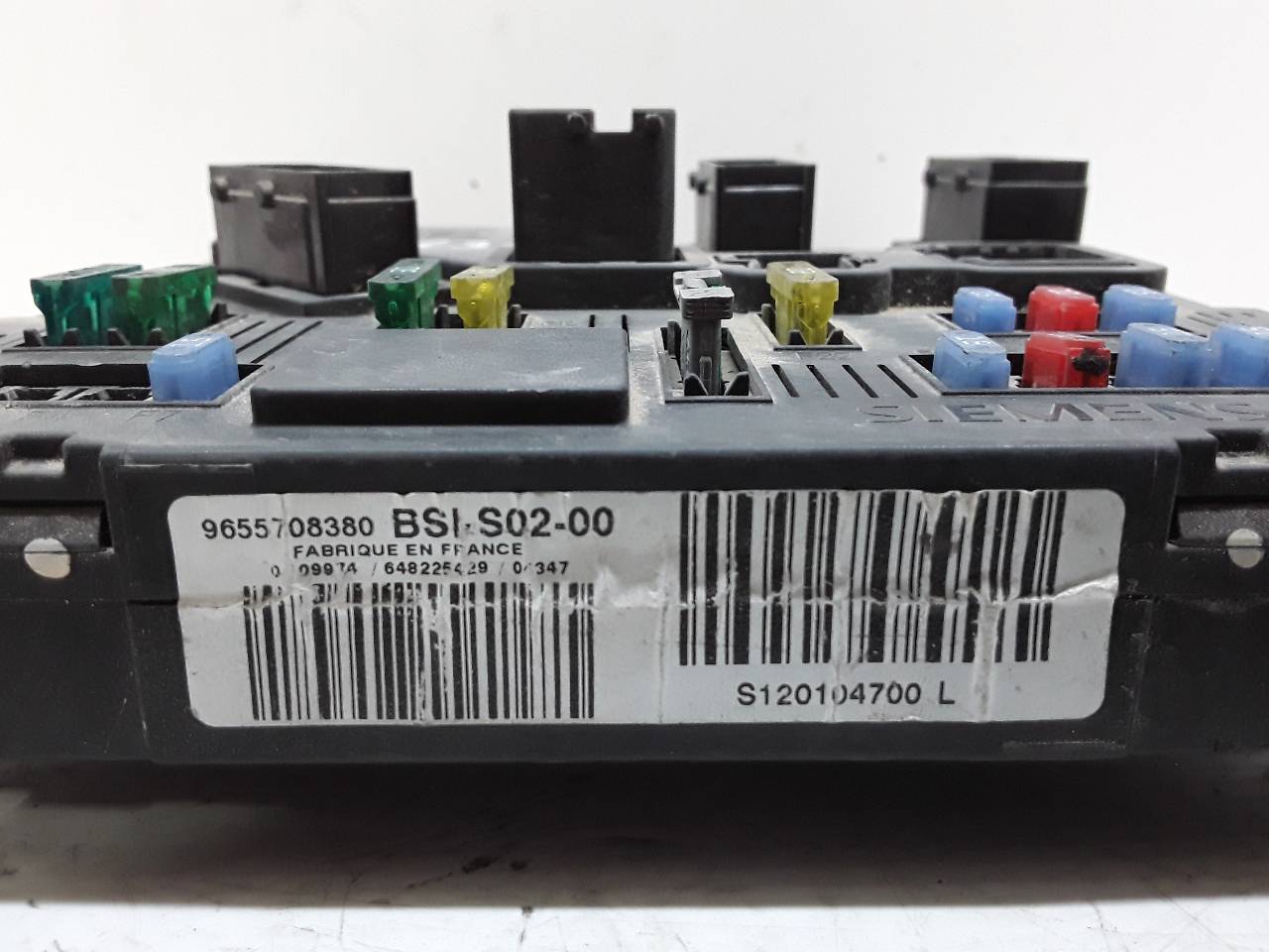 Caja reles / fusibles