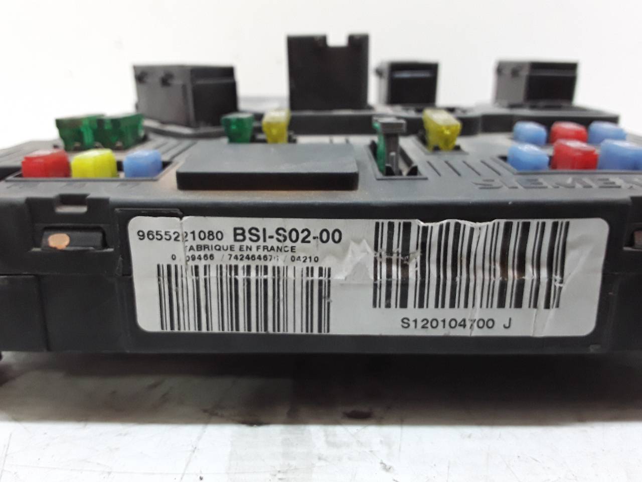 Caja reles / fusibles